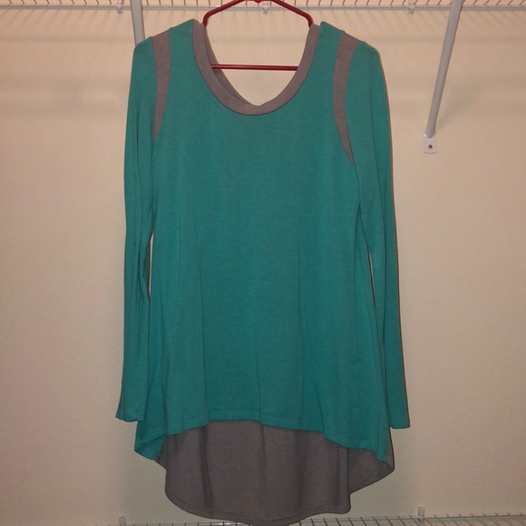 Sweater - Picture 1 of 3